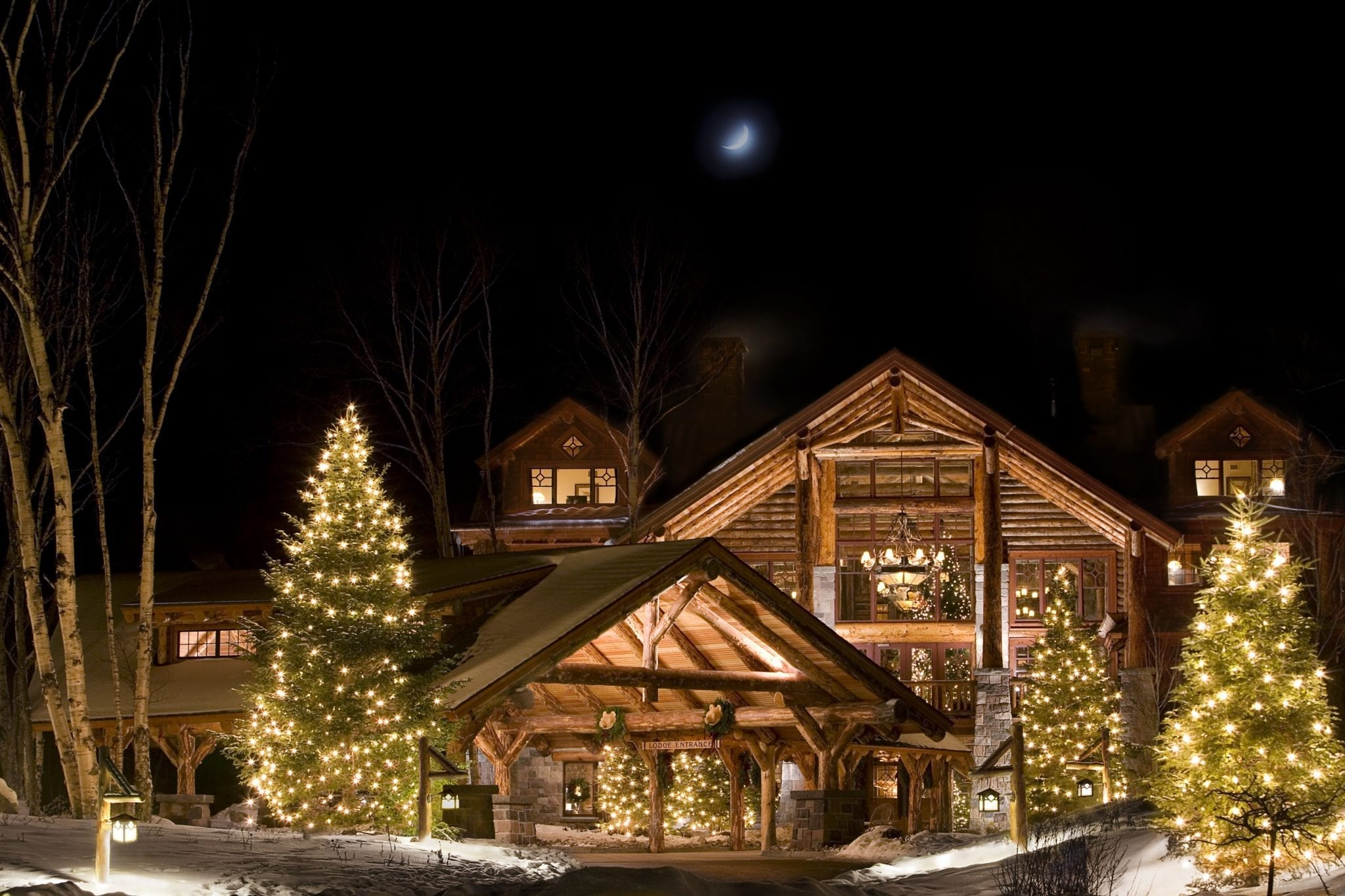the Whiteface Lodge exterior with holiday lights